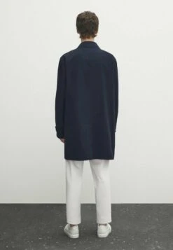 Massimo Dutti Water-Repellent Double-Breasted- Trenchcoat - Dark Blue -Massimo Dutti Shop f5914d713f79482293400998dcce4285