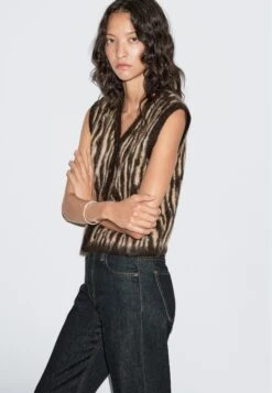 Massimo Dutti Waistcoat - Dark Brown -Massimo Dutti Shop f6b9ecaf87da4229b98d93fc9834ea14