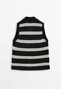 Massimo Dutti Textured Striped Sleeveless - Polo Shirt - Black 17 Massimo Dutti Textured Striped Sleeveless - Polo Shirt - Black -Massimo Dutti Shop f6dff15b7240456faa63b547e8d8f9ba