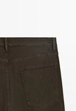 Massimo Dutti Jeans Tapered Fit - Dark Brown -Massimo Dutti Shop f97cdca2e94f4617838a2fea46d1c0ee