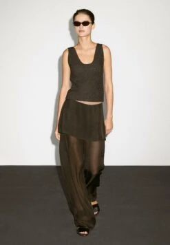 Massimo Dutti THICK STRAPS WITH ROUND NECK - Top - Mottled Dark Green 13 Massimo Dutti THICK STRAPS WITH ROUND NECK - Top - Mottled Dark Green -Massimo Dutti Shop f9821d56475745b398824723b31a6bd9