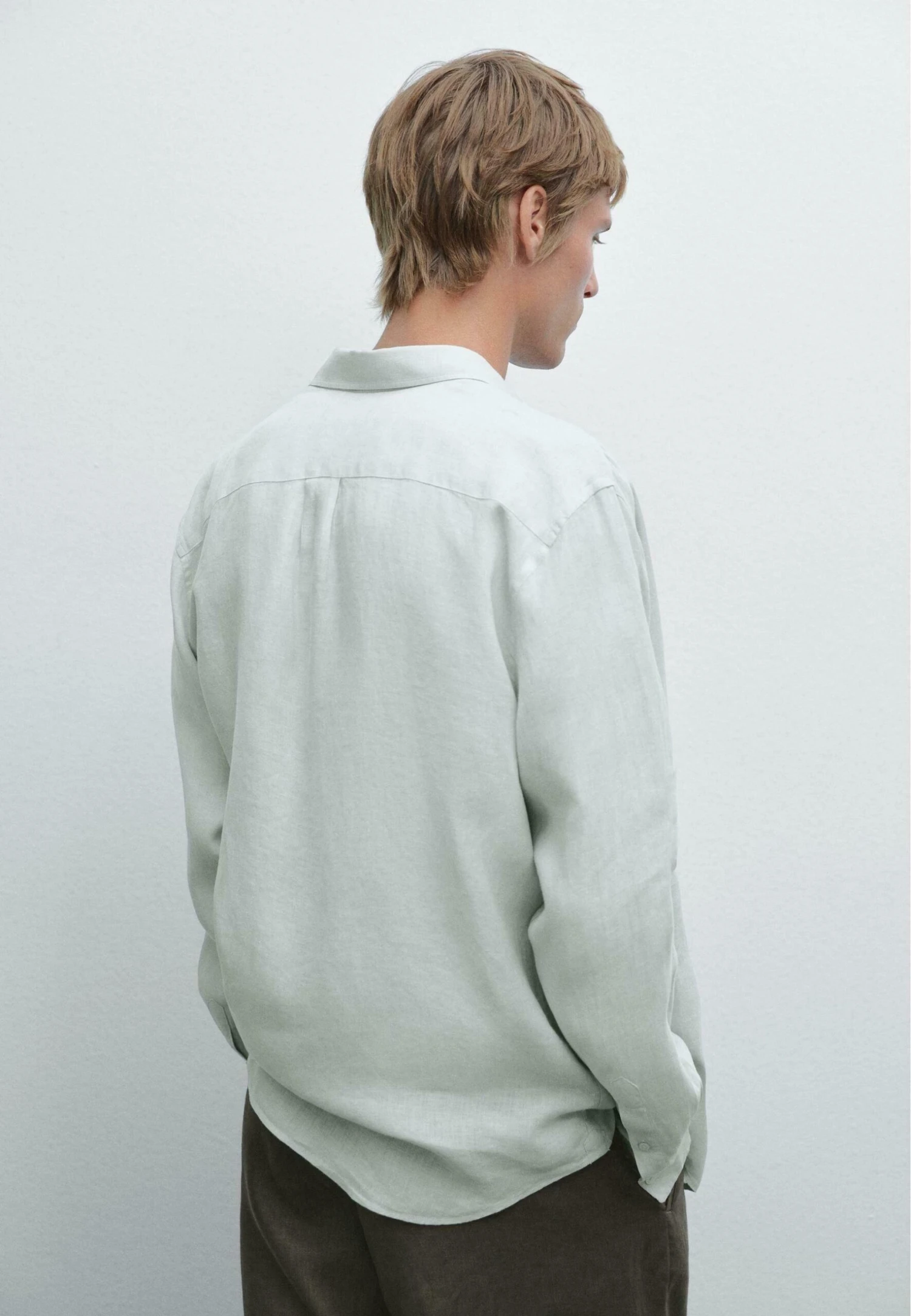 Massimo Dutti REGULAR FIT SEMI-SHEER - Shirt - LIGHT BLUE 5 Massimo Dutti REGULAR FIT SEMI-SHEER - Shirt - LIGHT BLUE - Image 3