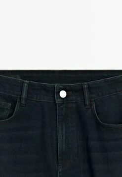 Massimo Dutti LIGHTWEIGHT SLIM FIT - Slim Fit Jeans - Blue 17 Massimo Dutti LIGHTWEIGHT SLIM FIT - Slim Fit Jeans - Blue -Massimo Dutti Shop fa28962f380149baa970a547acb35639