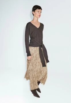 Massimo Dutti Maxi Skirt - Beige -Massimo Dutti Shop facf4f1173f9423a86e1b38db9f085e4