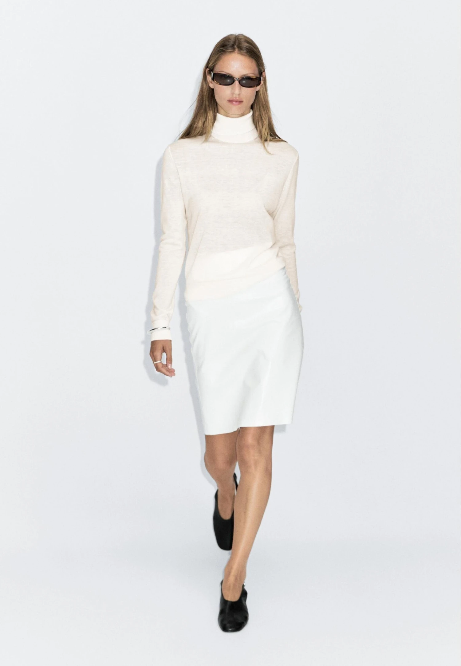 Massimo Dutti Jumper - Light Yellow 7 Massimo Dutti Jumper - Light Yellow - Image 5