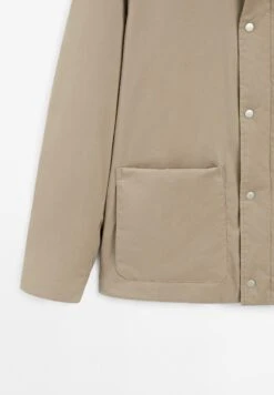 Massimo Dutti WATER-REPELLENT TECHNICAL - Light Jacket - Light Brown 20 Massimo Dutti WATER-REPELLENT TECHNICAL - Light Jacket - Light Brown -Massimo Dutti Shop fc395e46cba84dbd97f02ee531ccb16f
