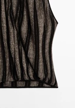 Massimo Dutti CROSSOVER HALTER TOP - Top - Black -Massimo Dutti Shop fc6e04e53b604930ae60b6ee919290e7