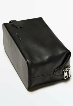 Massimo Dutti Toiletry With Zip- Wash Bag - Black -Massimo Dutti Shop fd0153eb5402401d9992238b265c68ba