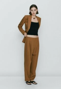 Massimo Dutti Straight With Double Dart Detail - Trousers - Camel -Massimo Dutti Shop fd2f9d5a010741c1b9e0aad47789d365