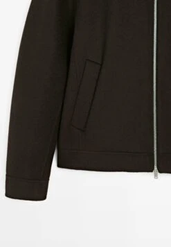 Massimo Dutti ZIPPED DOUBLE CORDUROY COLLAR - Light Jacket - Brown 19 Massimo Dutti ZIPPED DOUBLE CORDUROY COLLAR - Light Jacket - Brown -Massimo Dutti Shop fd5a96f6bd664bfa8ea7430238658898