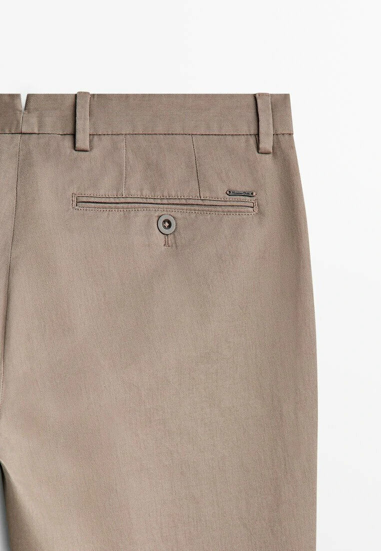 Massimo Dutti Chinos - Khaki 11 Massimo Dutti Chinos - Khaki - Image 9